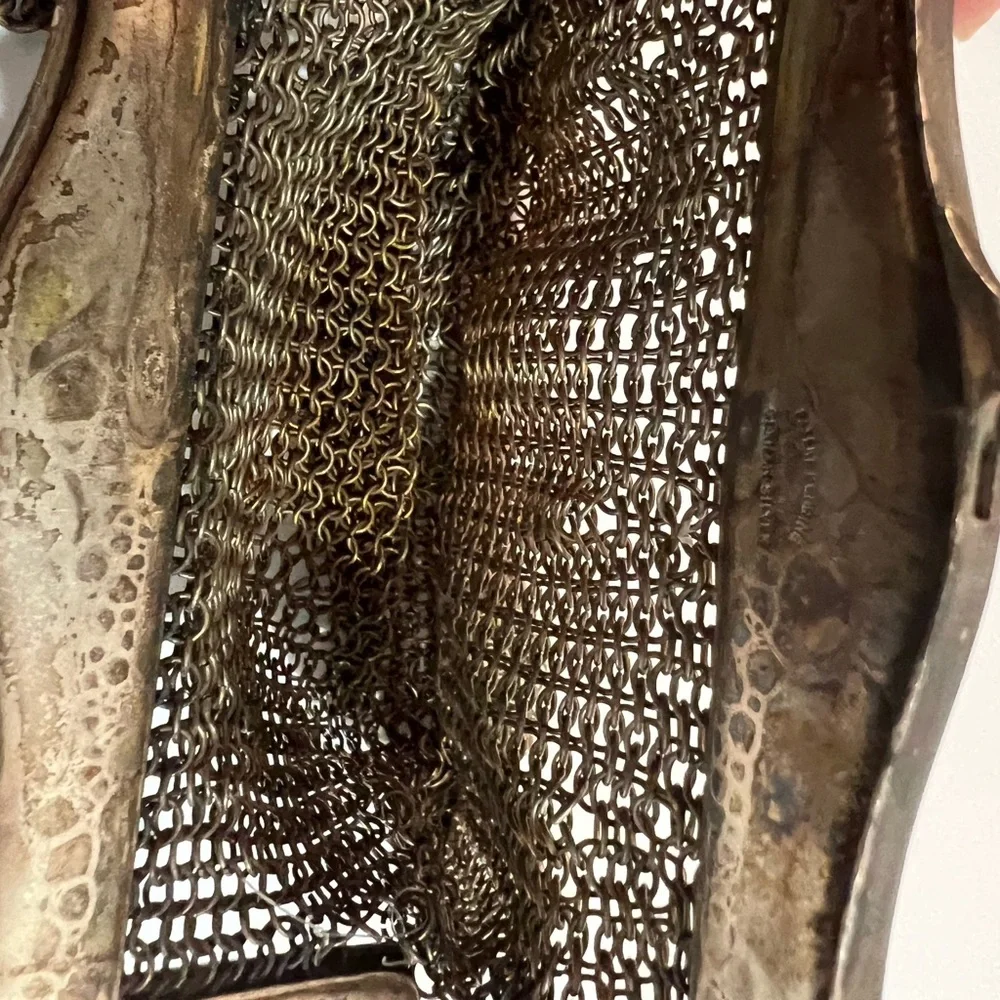 Antique Victorian Ornate Frame Metal Mesh Purse Bag - Picture 5 of 11